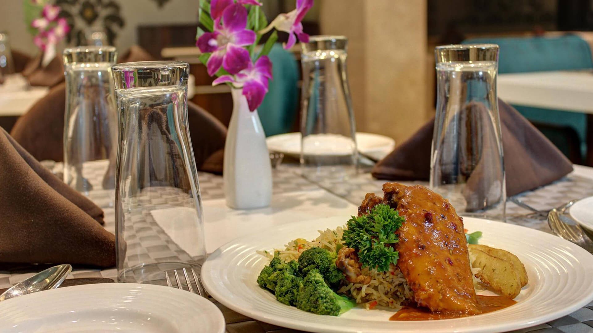 Dining At Mumbai Central, Restaurant In Mumbai, Best - Restaurant In Mumbai Central - HD Wallpaper 