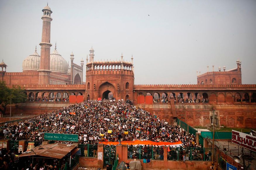 Protesters Gather For A Protest Against The Citizenship - Protest In Jama Masjid - HD Wallpaper 