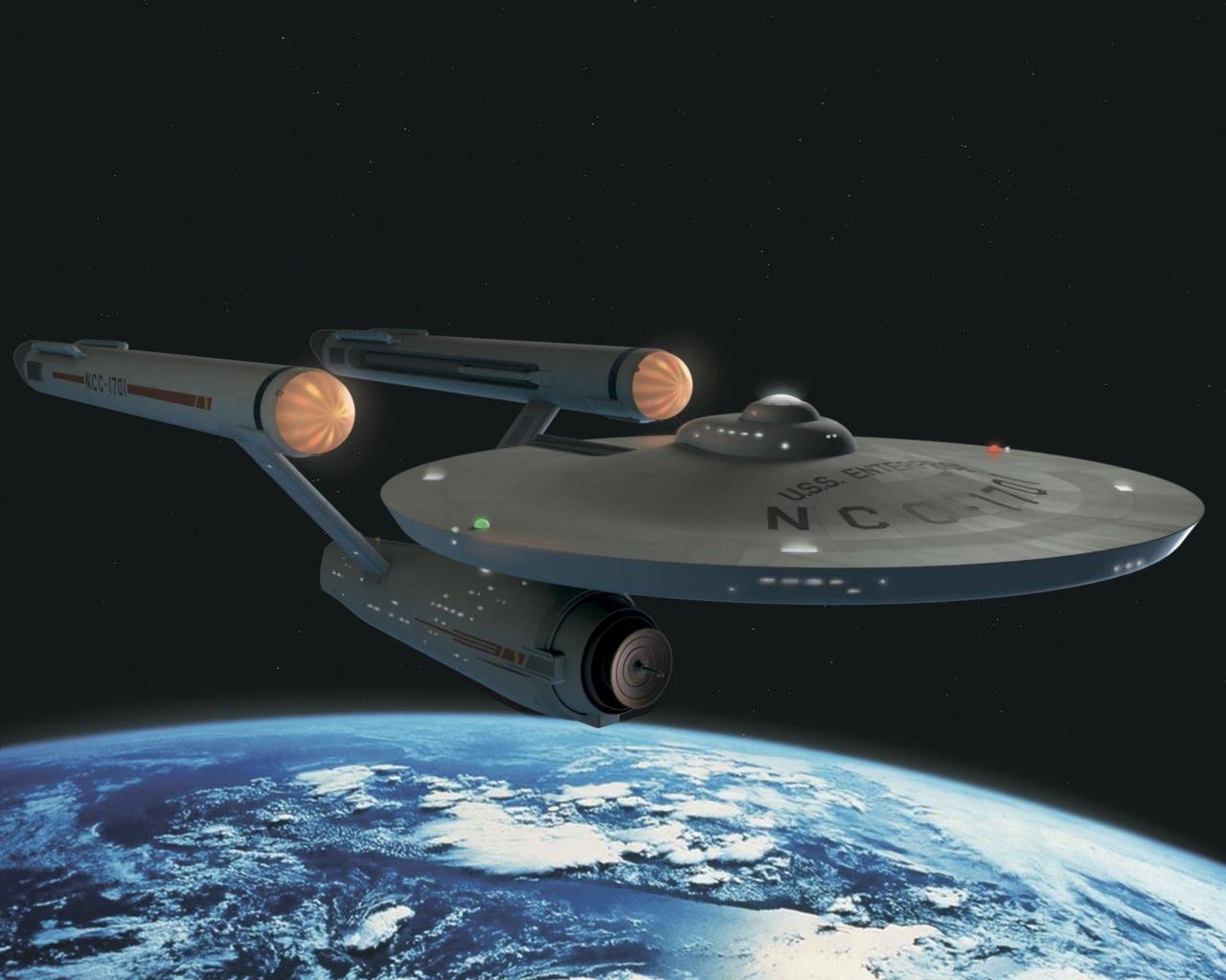 Free Star Trek High Quality Wallpaper Id - Star Trek Original Spaceship - HD Wallpaper 