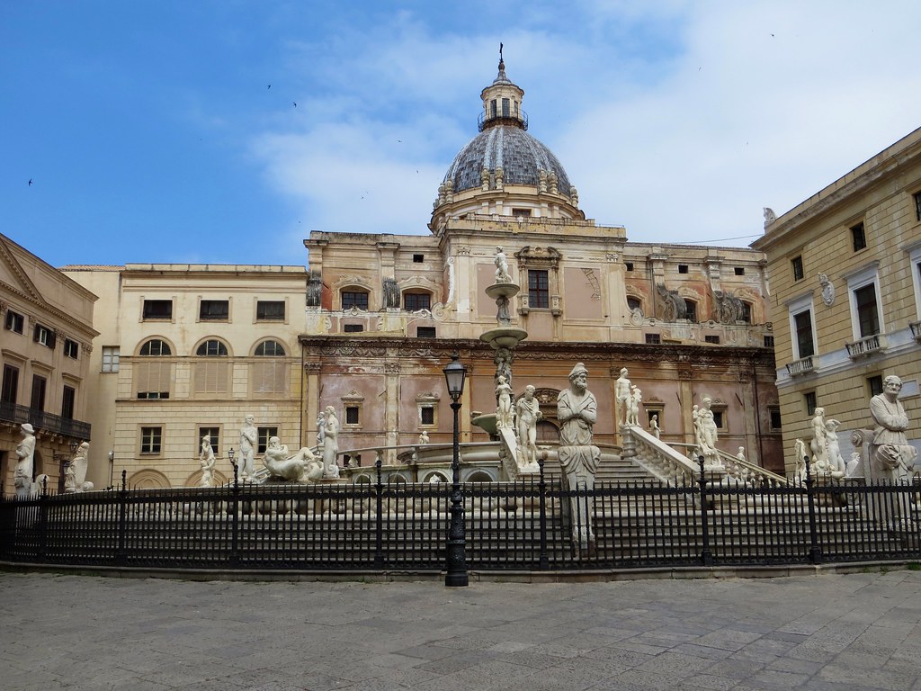 Fontana Pretoria - HD Wallpaper 