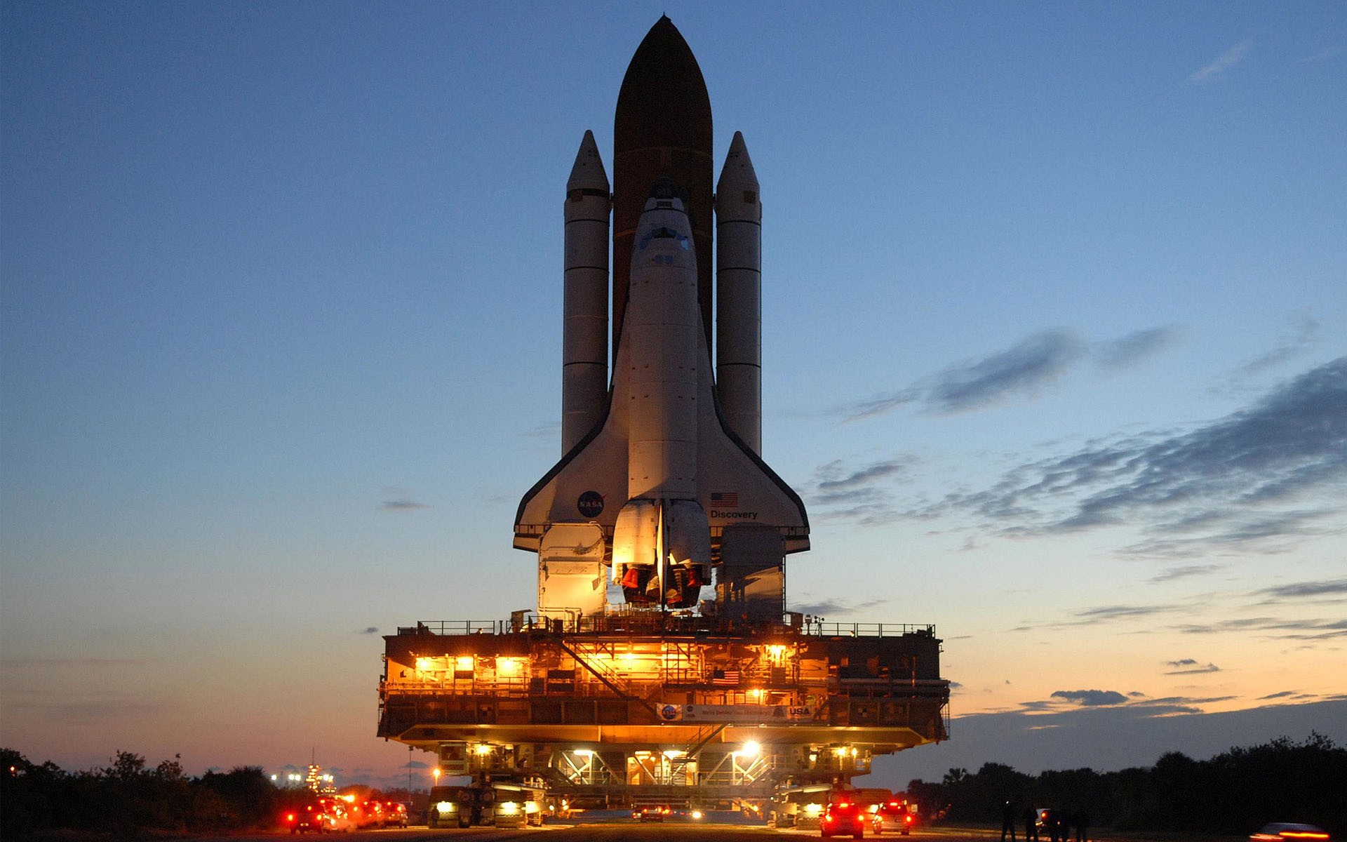 Space Shuttle Ready To Launch - HD Wallpaper 