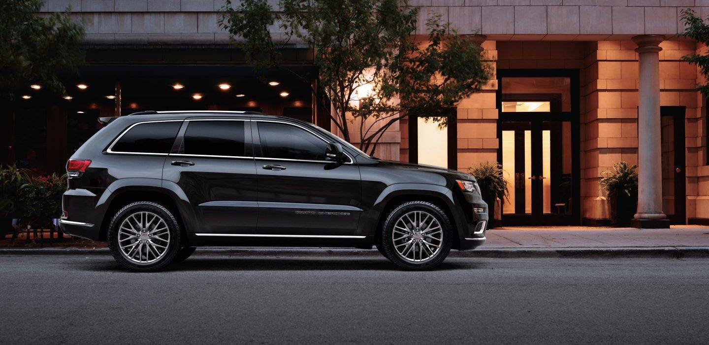 2020 Jeep Grand Cherokee Black Color Full Side Wide - 2019 Jeep Grand Cherokee Lease Deals - HD Wallpaper 