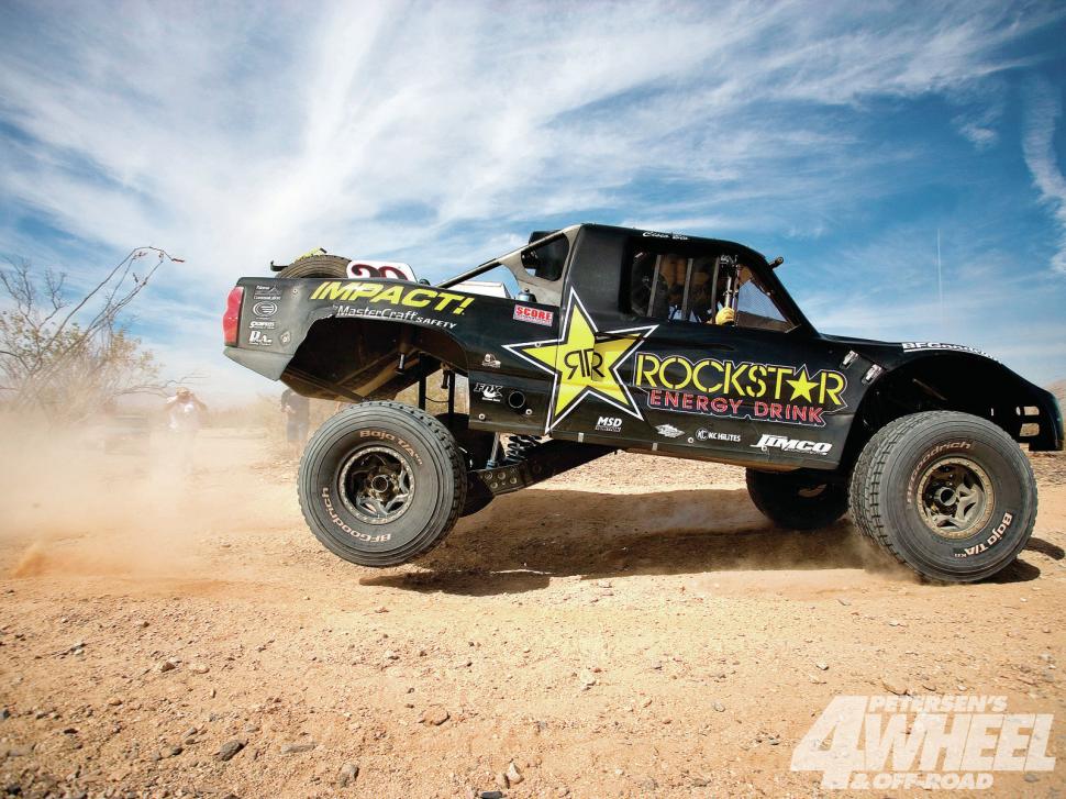 Truck Trophy Truck Hd Wallpaper,cars Wallpaper,truck - HD Wallpaper 