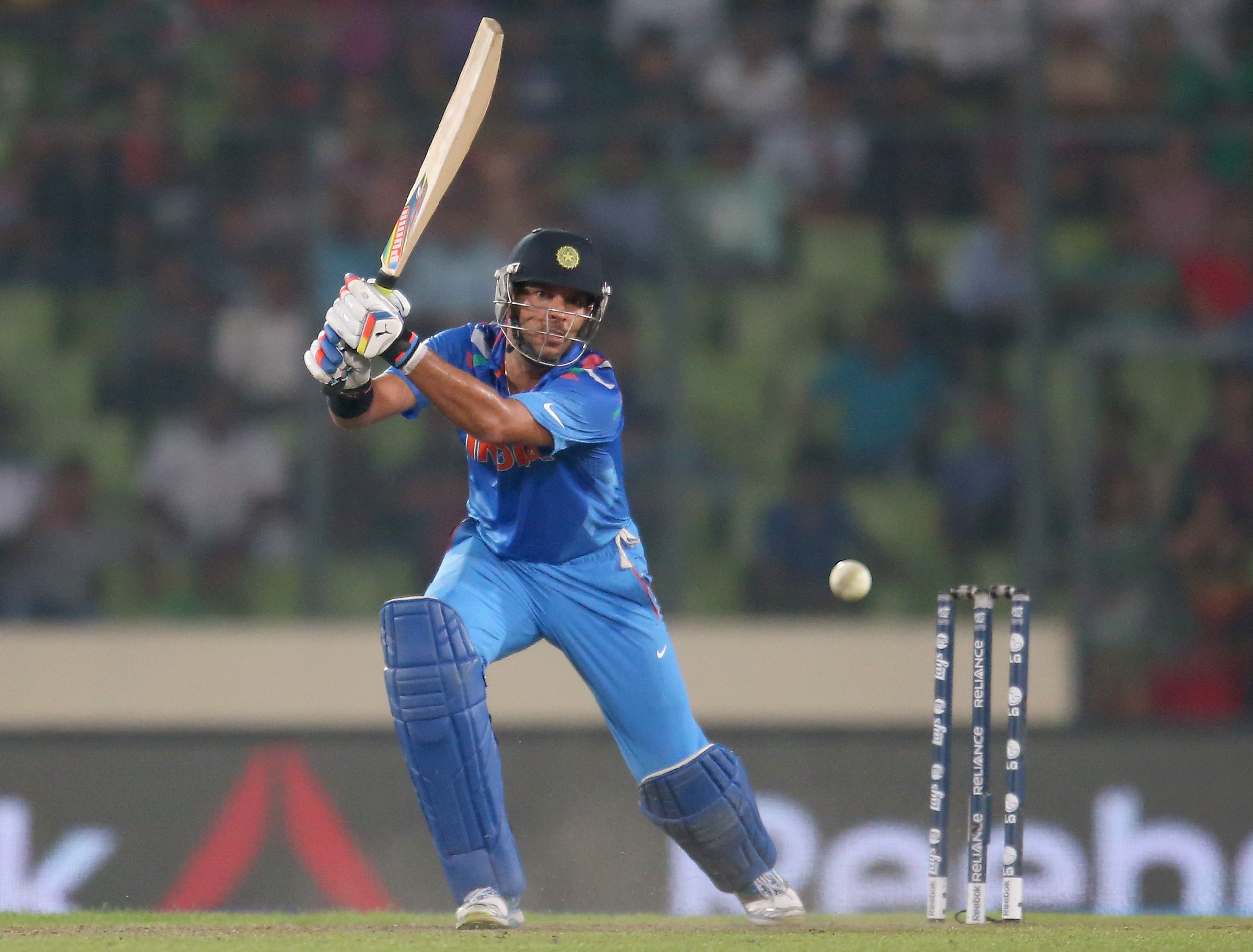Yuvraj Singh - 2546x1935 Wallpaper Yuvraj Singh - 2546x1935 Wallpaper