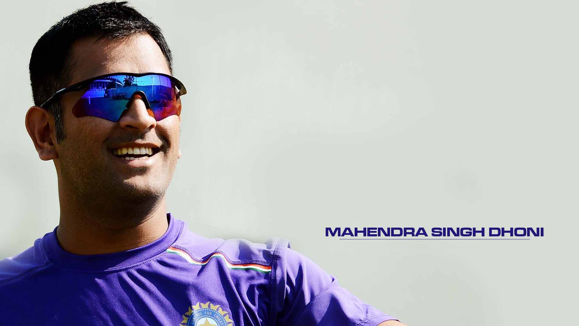 Mahendra Singh Dhoni High Definition Wallpapers - Bday Wishes For Dhoni - HD Wallpaper 