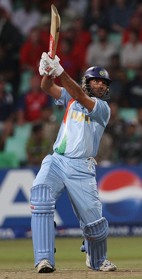 Yuvraj Singh 12 Ball 50 - HD Wallpaper 