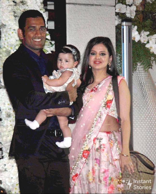 Sakshi Dhoni Latest Hd Images - HD Wallpaper 