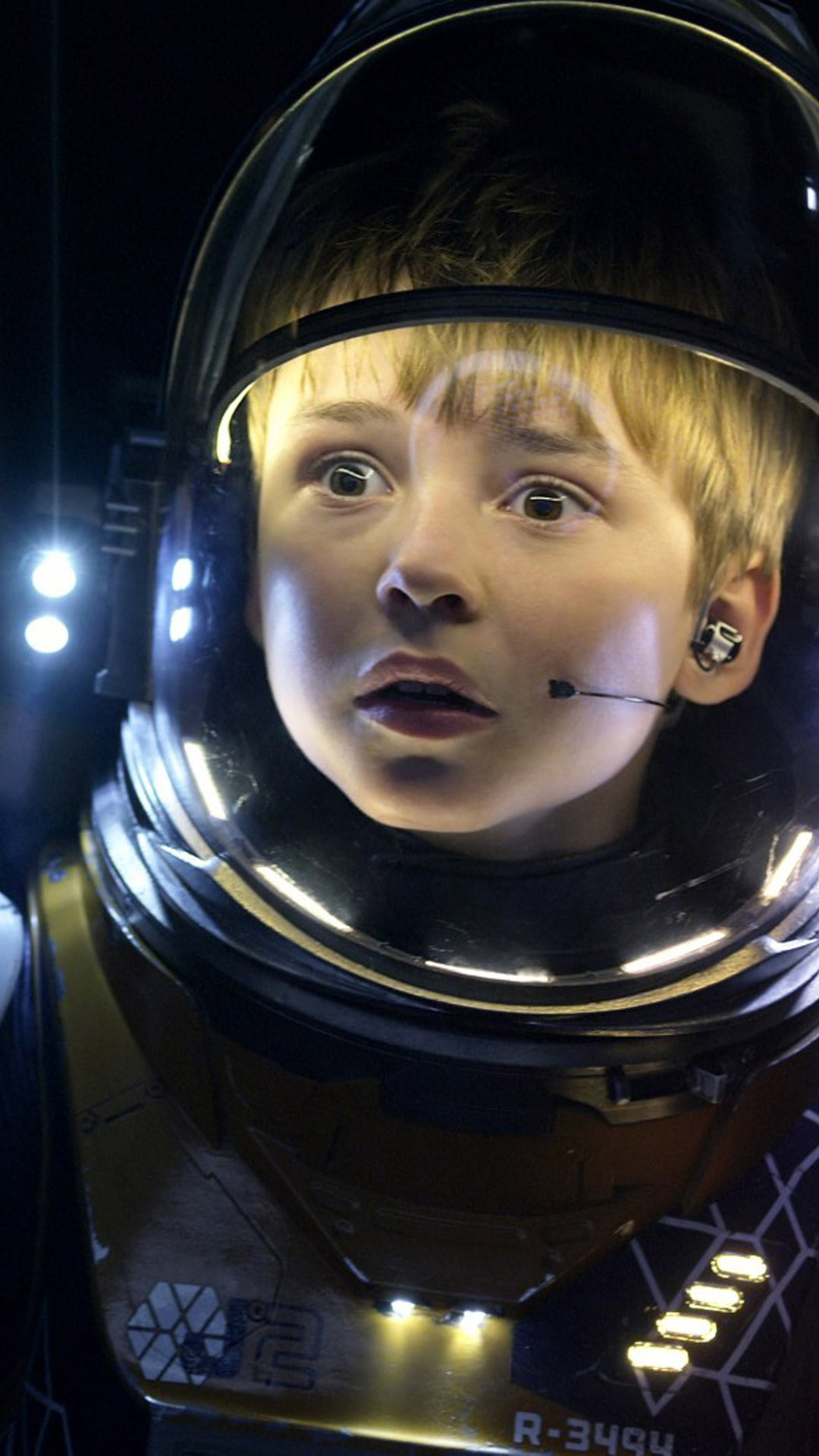 Maxwell Jenkins In Lost In Space Series Hd Mobile Wallpaper - Lost In Space Season 3 Netflix - HD Wallpaper 