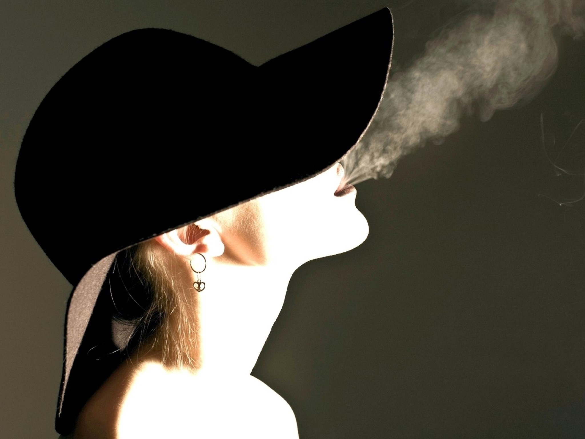 Boy And Girl Smoking - 2048x1536 Wallpaper Boy And Girl Smoking - 2048x1536 Wallpaper