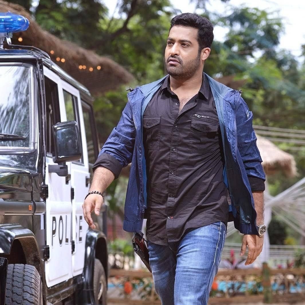 Ram Charan Movie Shooting - HD Wallpaper 