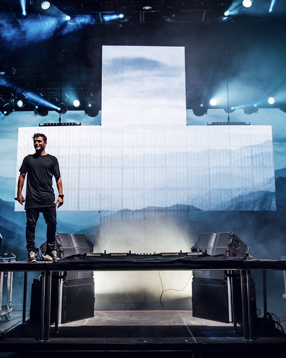 Stage - HD Wallpaper 