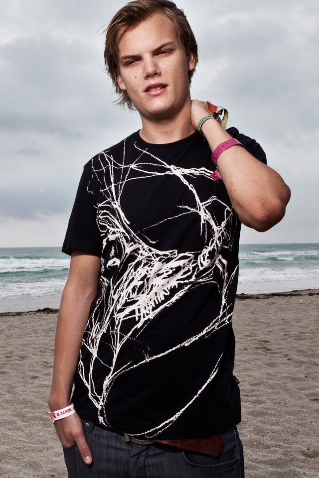 Tim Bergling - HD Wallpaper 