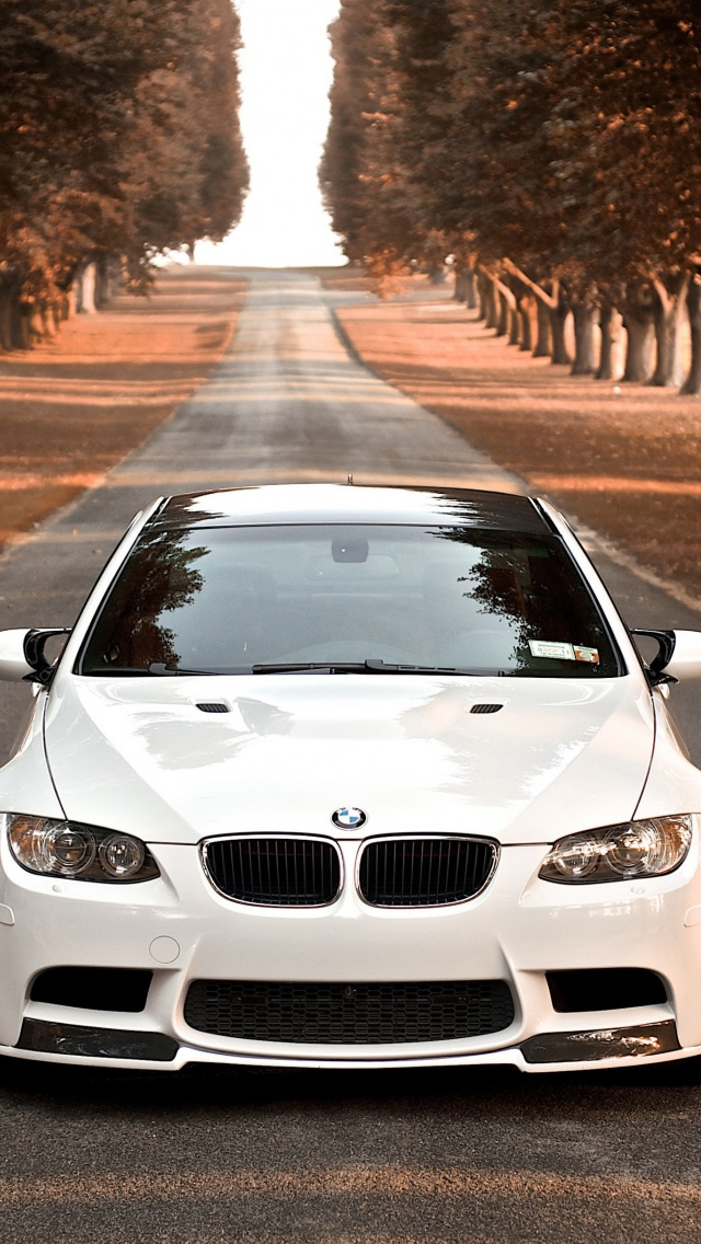 Bmw M3 E92 Wallpaper For Iphone - HD Wallpaper 