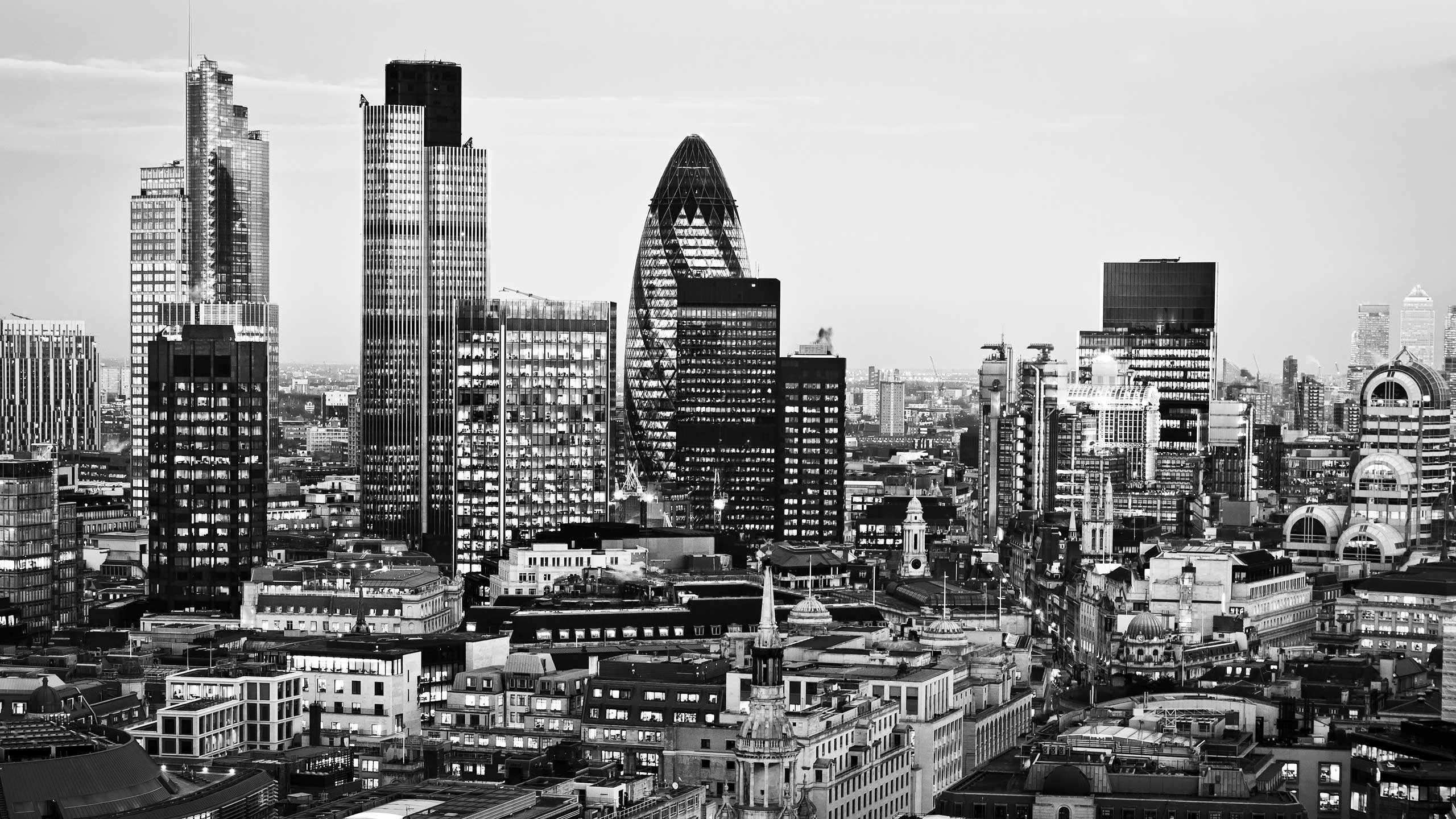 City Of London Insurance - 2560x1440 Wallpaper 