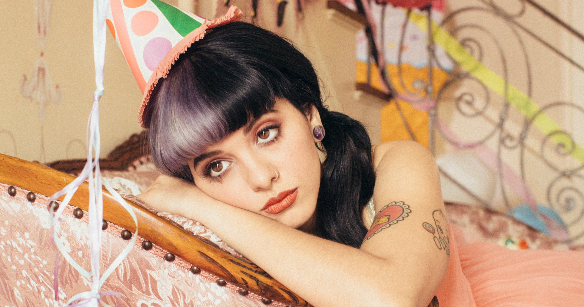 Melanie Martinez Wallpaper Pc Hd - 1928x1015 Wallpaper Melanie Martinez Wallpaper Pc Hd - 1928x1015 Wallpaper