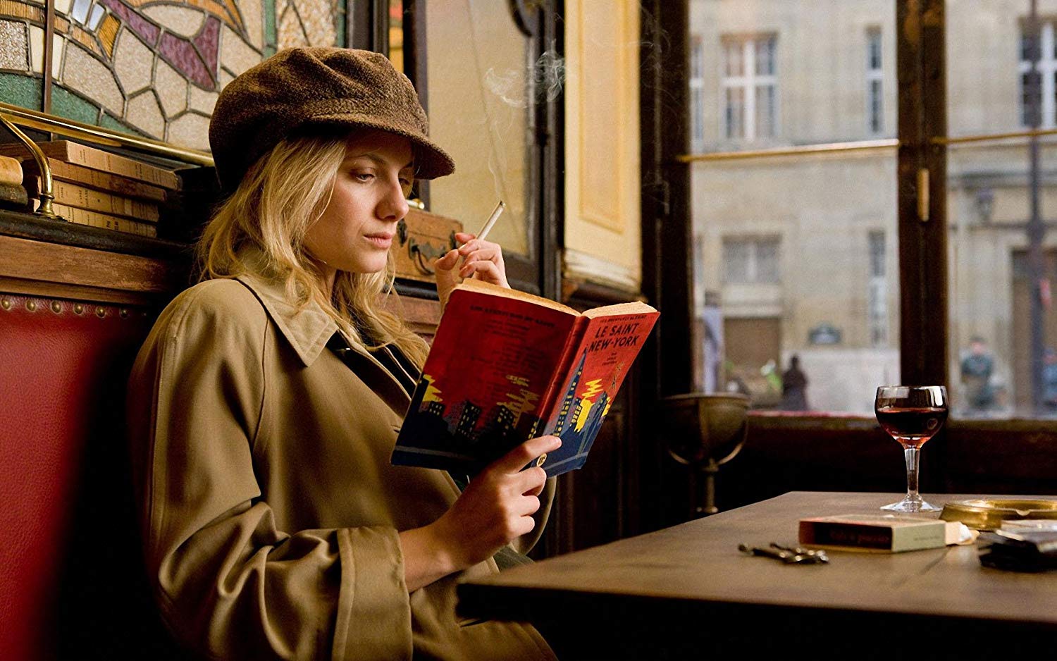 Posterhouzz Movie Inglourious Basterds Melanie Laurent - Inglourious Basterds Shosanna Outfits - HD Wallpaper 