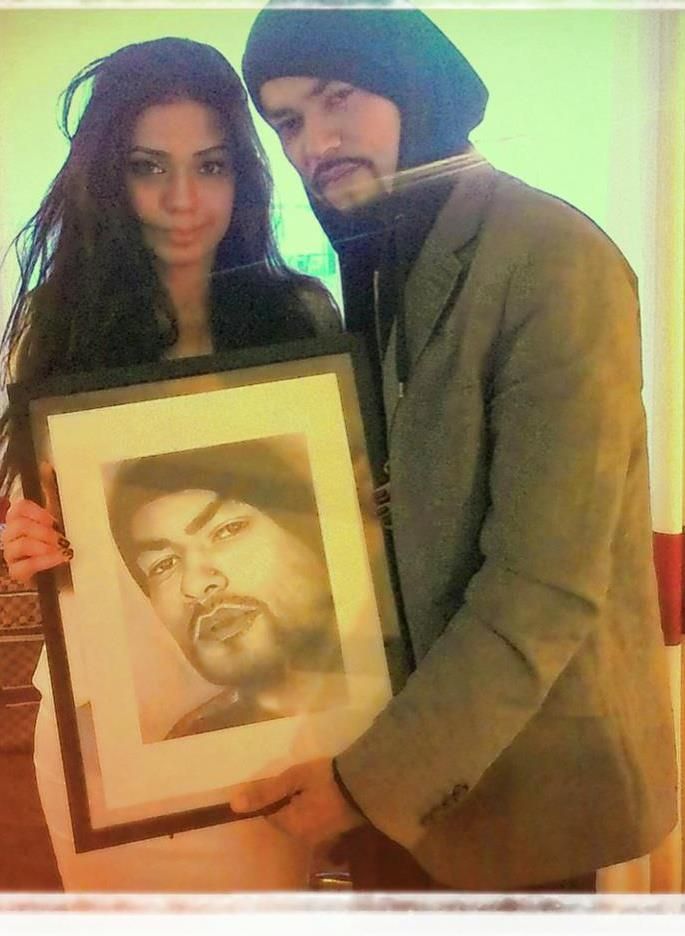 Bohemia With His Girlfriend - HD Wallpaper 