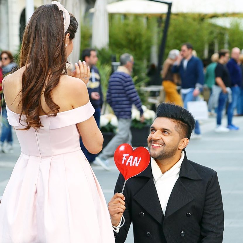 Guru Randhawa Girlfriend, Gururandhawa, Guru Randhawa - Guru Randhawa Elnaaz Norouzi - HD Wallpaper 