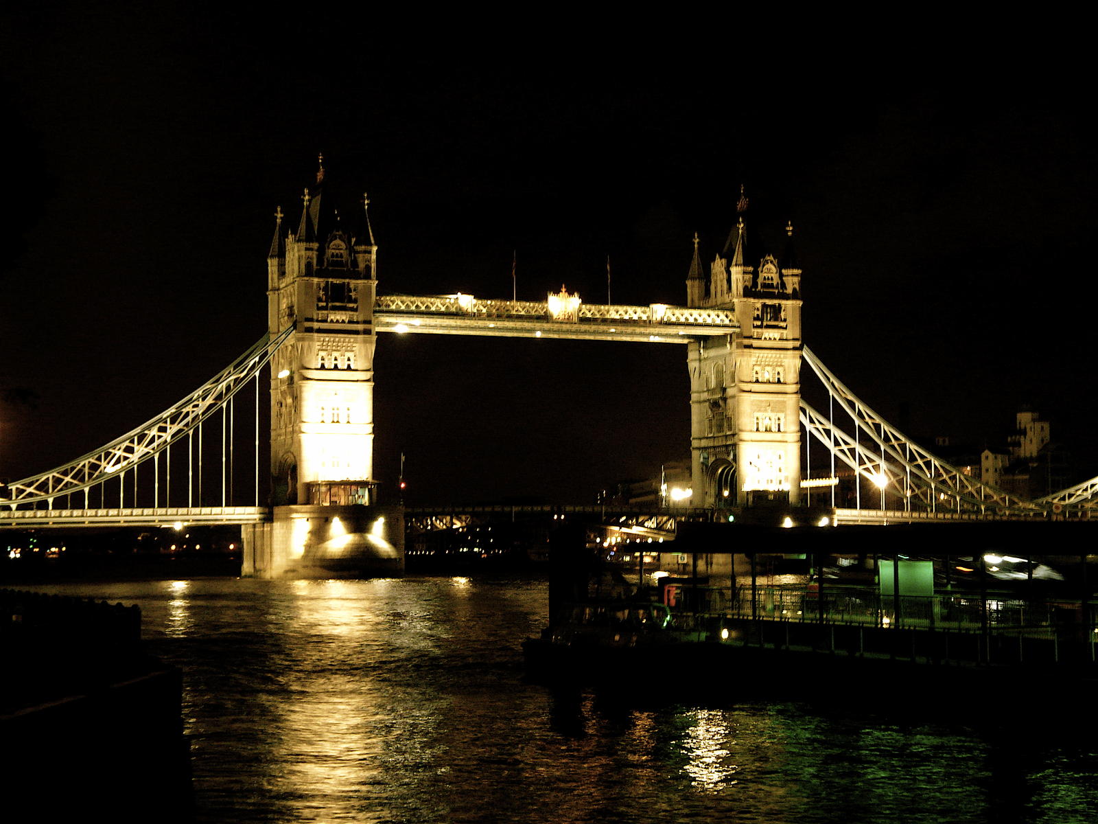 London, England - Tower Bridge - HD Wallpaper 