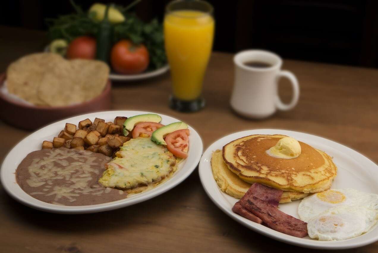 Desayunos Tipicos Del Salvador - HD Wallpaper 