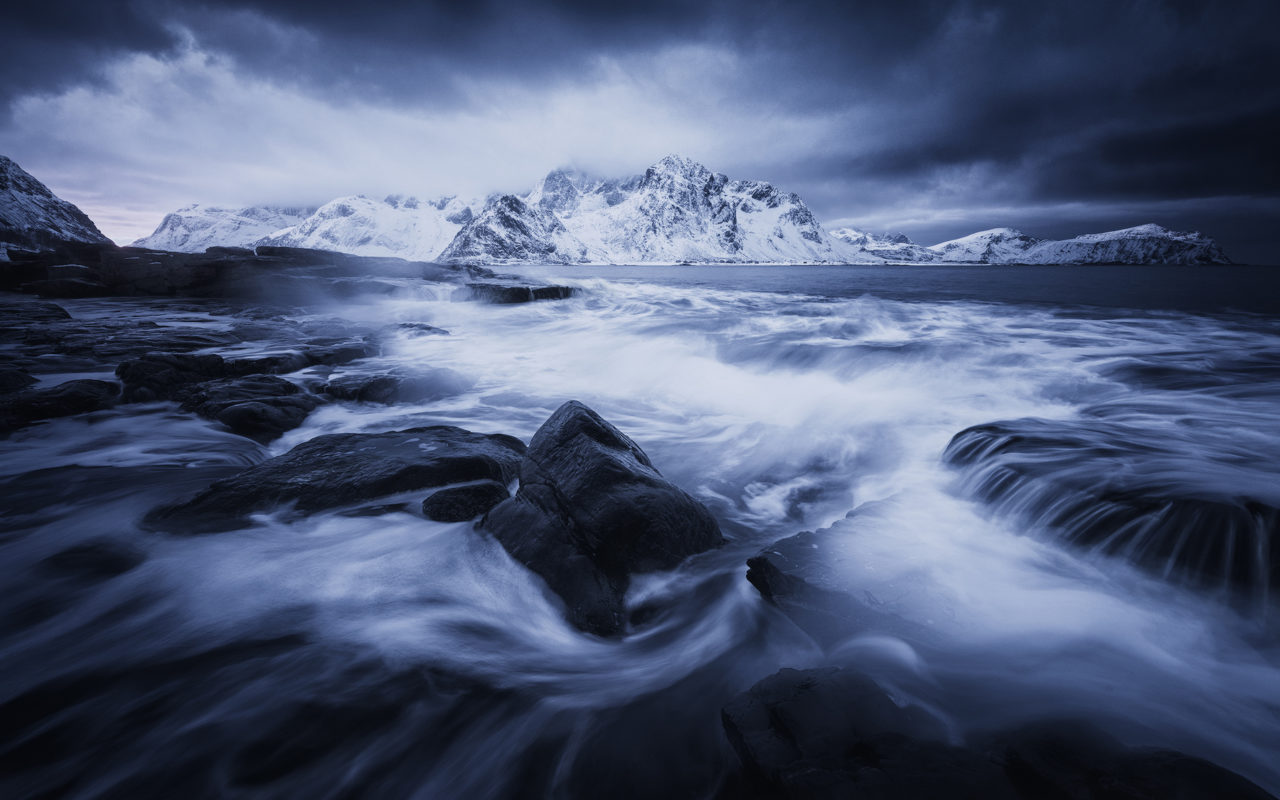 Stormy Weather Wallpapers - Felix Indens - HD Wallpaper 