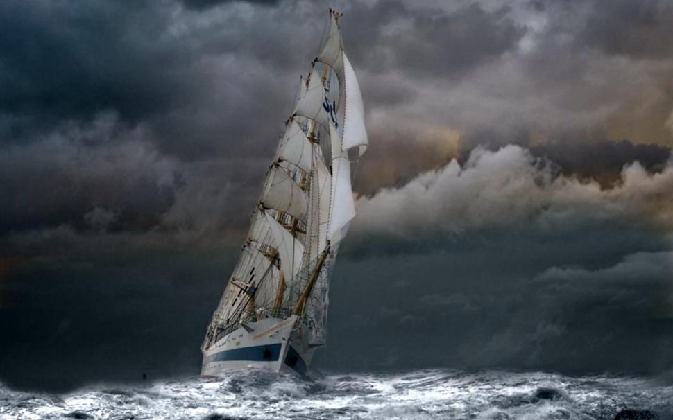 Stormy Weather Wallpaper,clipper Hd Wallpaper,sail - Ship In Stormy Weather - HD Wallpaper 