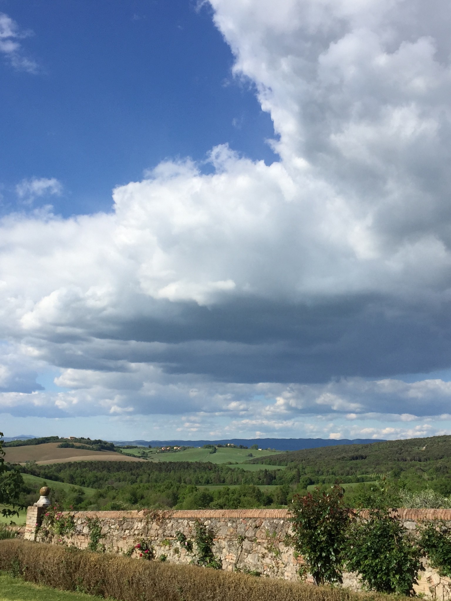 Download Tuscany Falls, Tuscany Weather Wallpaper 
 - Rural Area - HD Wallpaper 