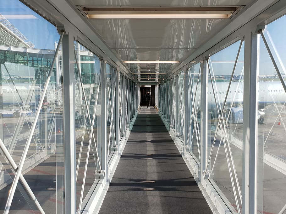 Airport, Tourism, Departure, Aircraft, Plane, Terminal, - Plane Terminal - HD Wallpaper 