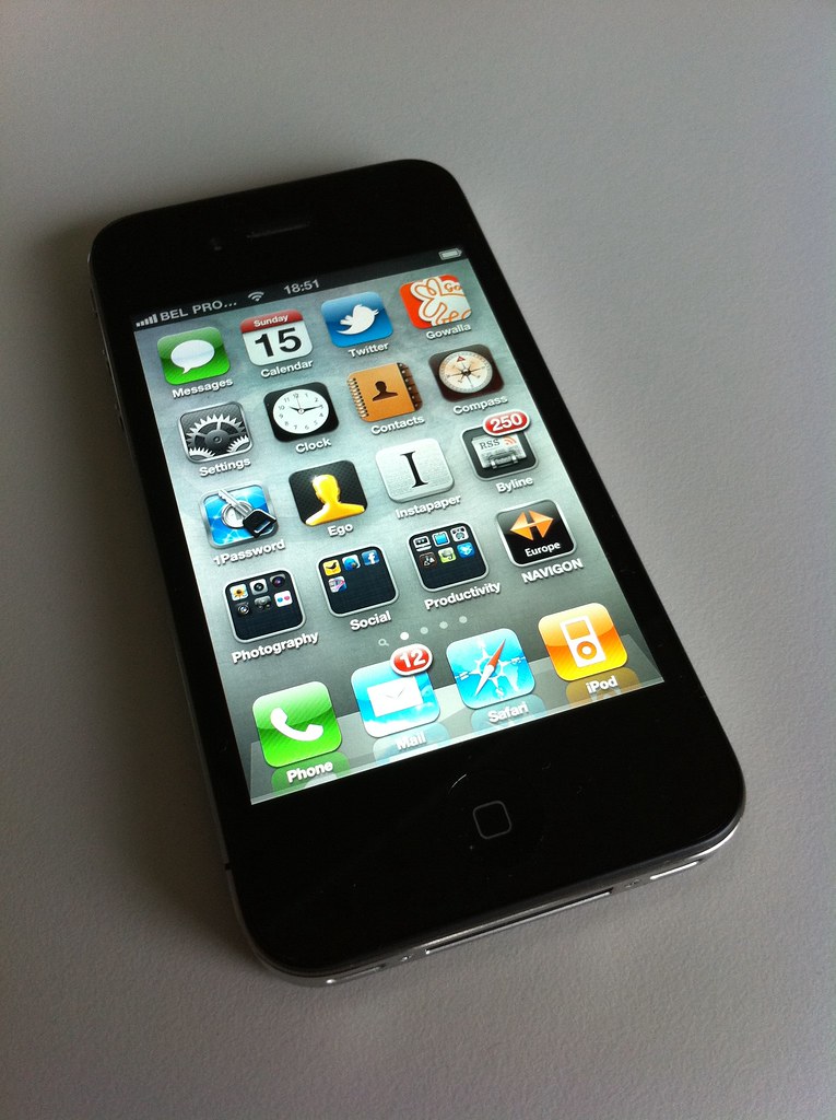 Iphone - HD Wallpaper 