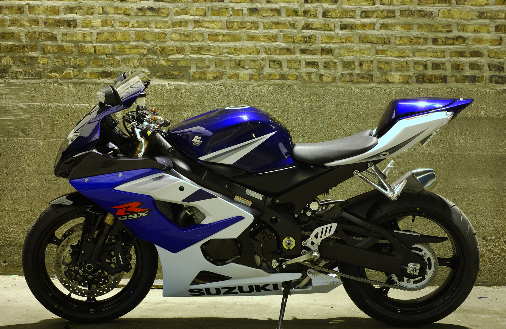 Suzuki Gsxr 1000 K5 Pictures - Motorcycle - HD Wallpaper 