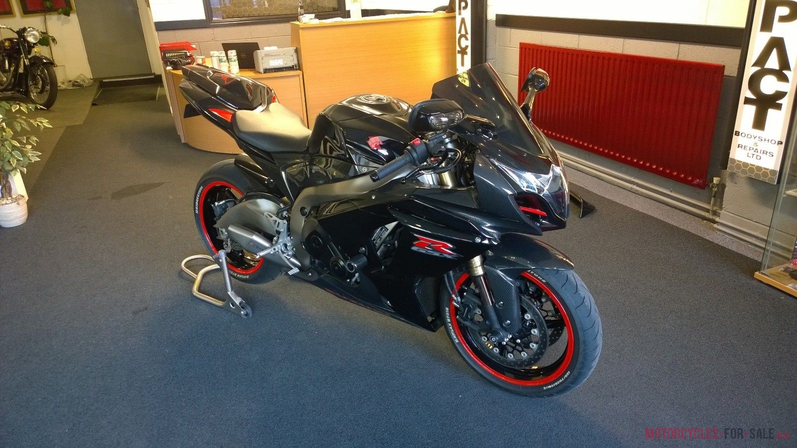 Suzuki Gsxr 1000 K10 - HD Wallpaper 