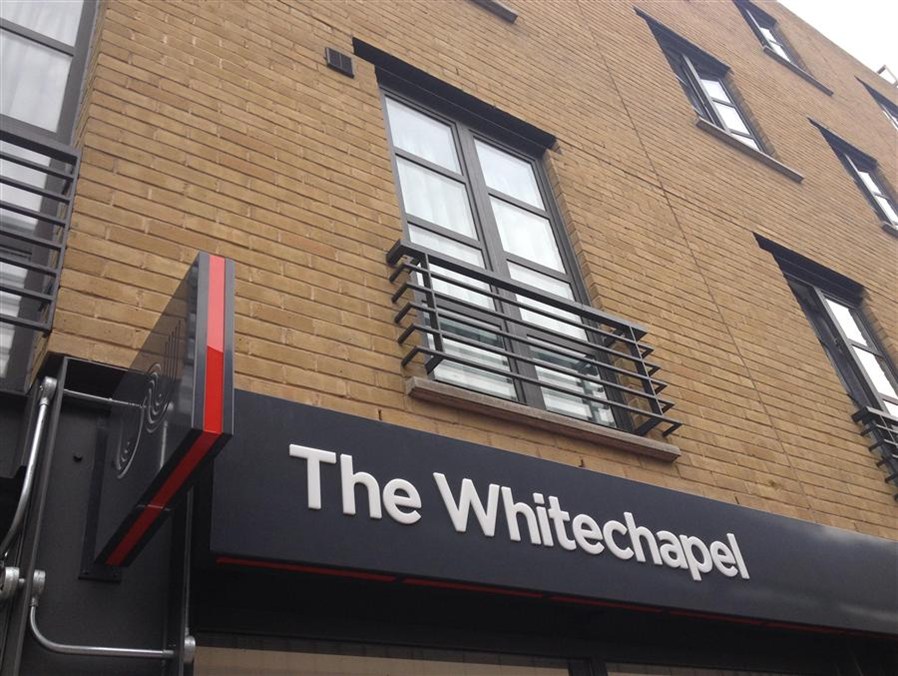 Whitechapel Hotel - HD Wallpaper 