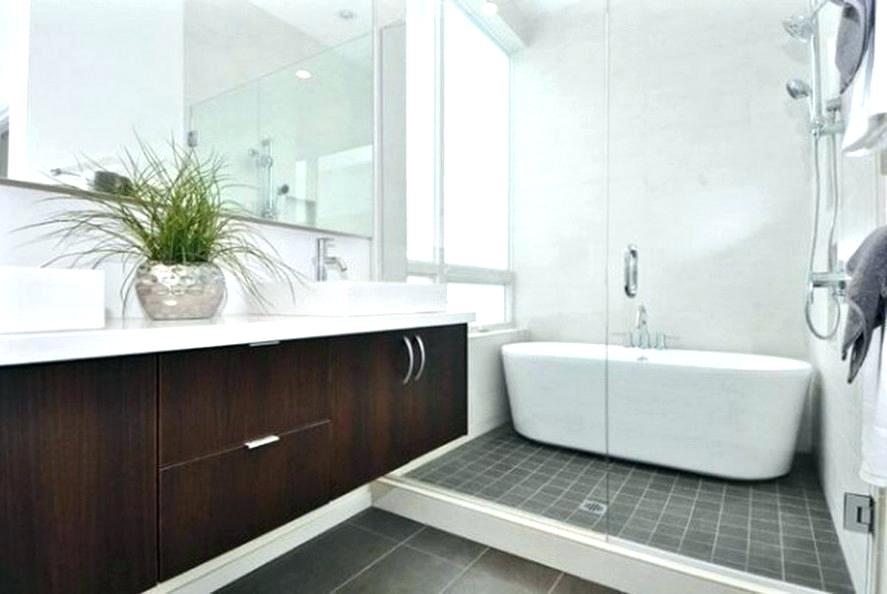 Desain Kamar Mandi Bathtub - HD Wallpaper 