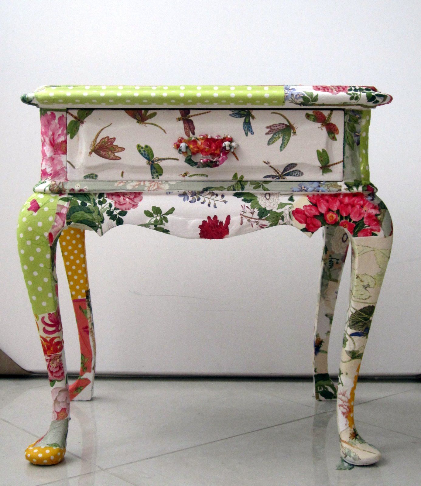 Diy Decoupage Furniture - HD Wallpaper 