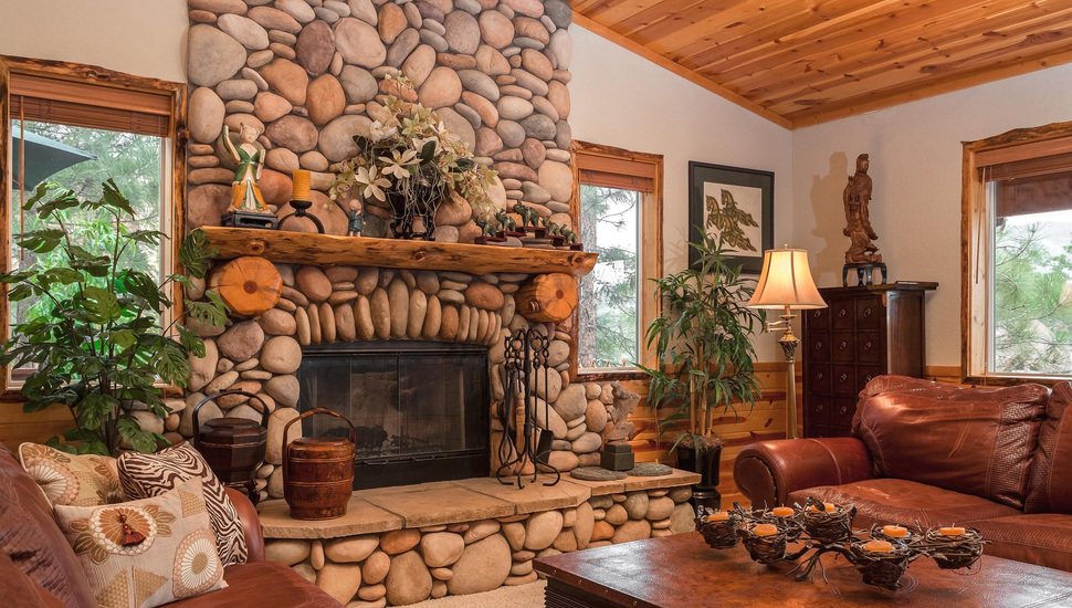 Chest, Window, Fireplace, Table, Living Room, Lamp, - Living Room With Fireplace Background - HD Wallpaper 