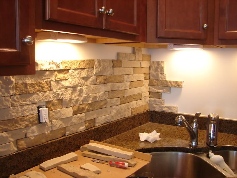 Stylish Backsplash Lowe D I Y Stone With Air From Thinking - 800x600 Wallpaper - teahub.io