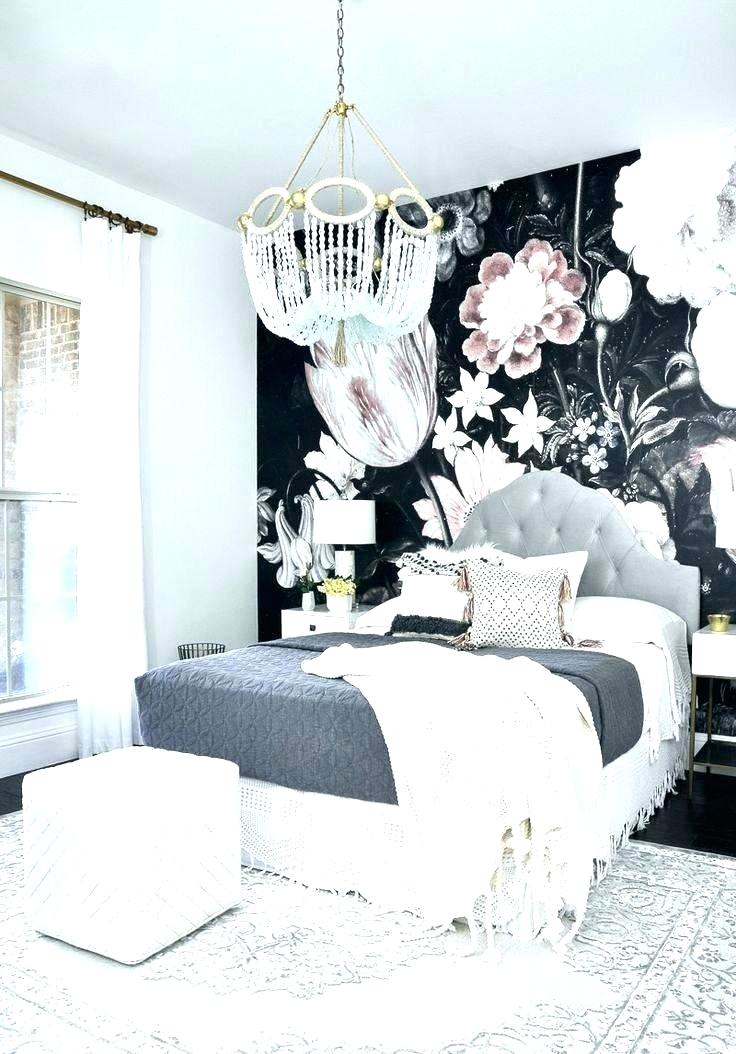 Accent Wallpaper Bedroom - Black Floral Wallpaper Bedroom - HD Wallpaper 