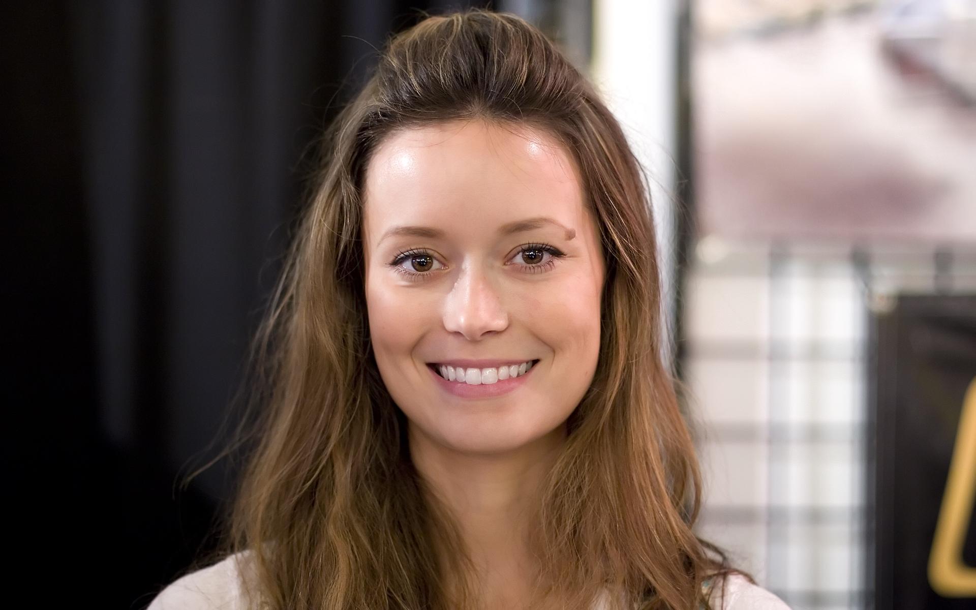 Summer Glau - HD Wallpaper 