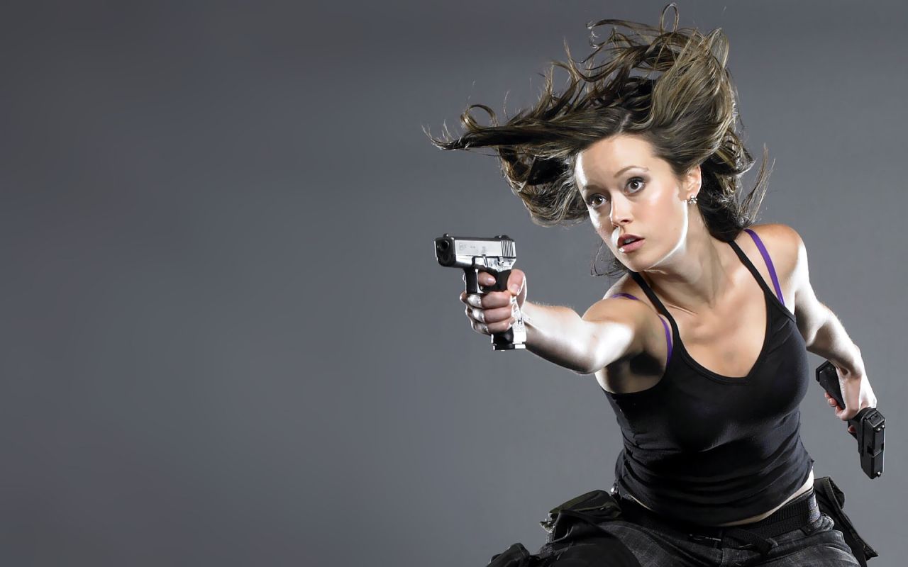 Summer Glau Hot Wallpapers - Terminator: The Sarah Connor Chronicles - HD Wallpaper 