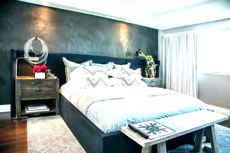 Bedroom Wallpaper Feature Wall Grey Wallpaper Feature - Accent Walls For Bedrooms - HD Wallpaper 