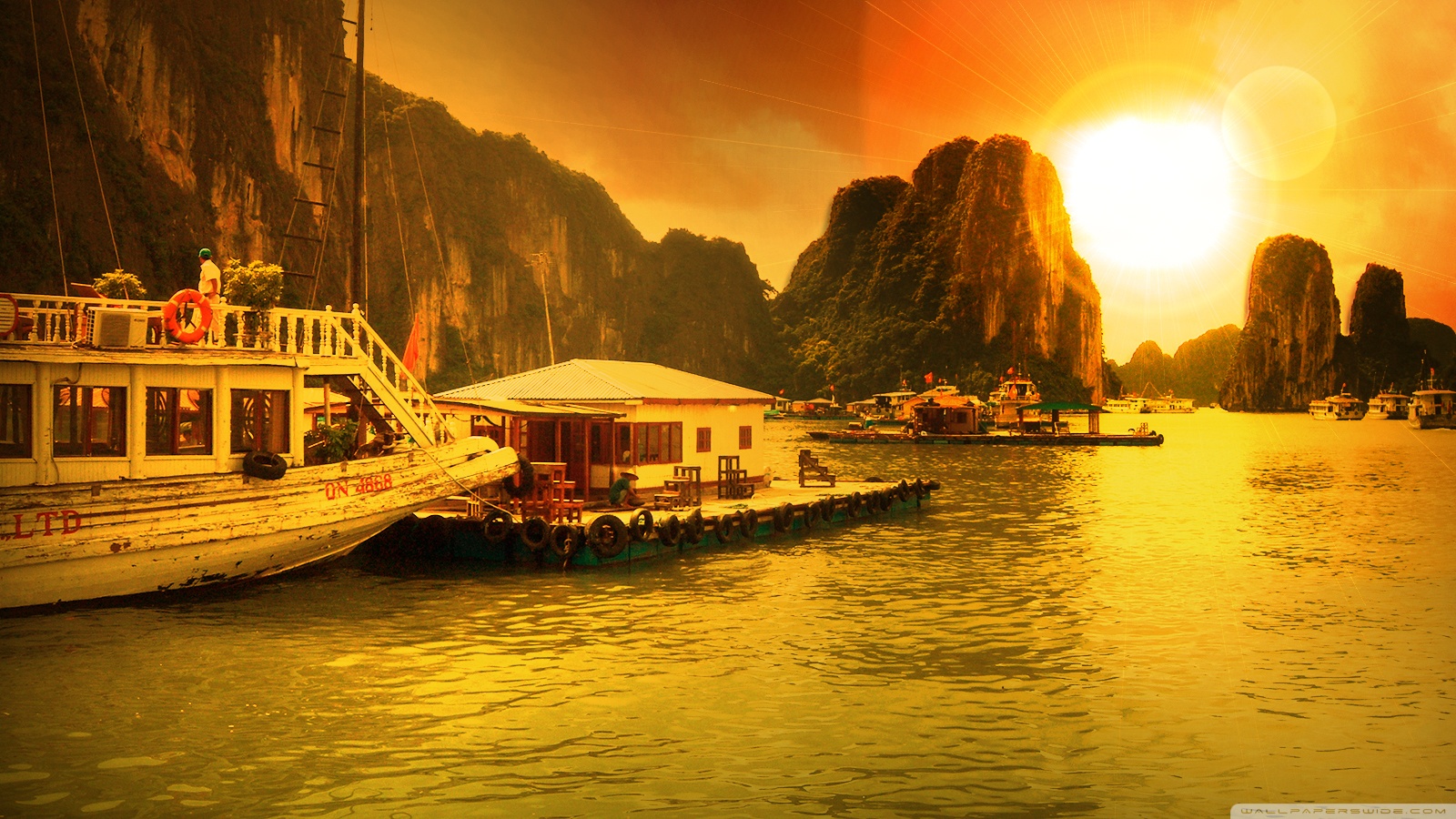 Halong Bay - HD Wallpaper 