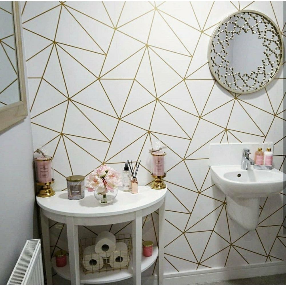 Gold Geometric Wallpaper Bathroom - HD Wallpaper 