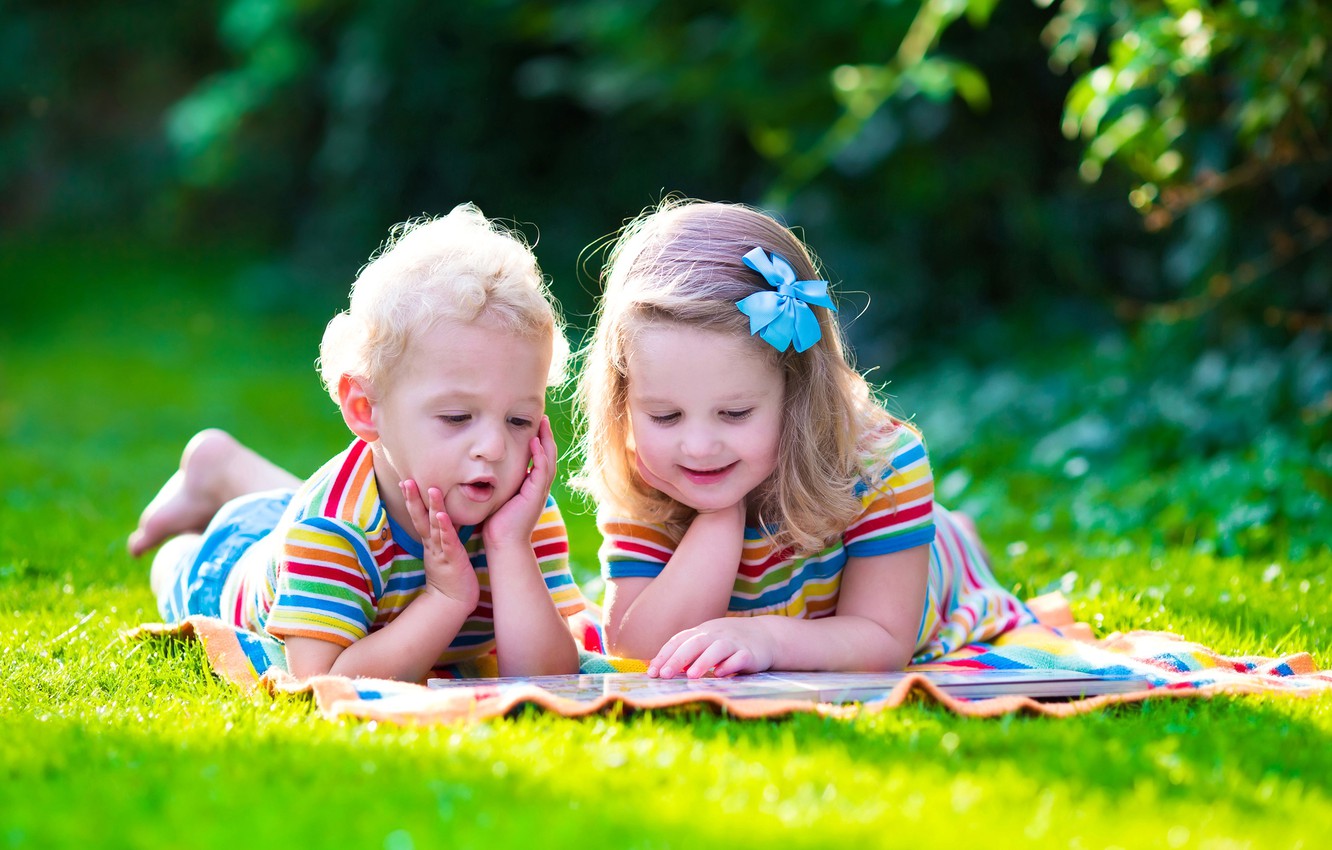 大笑的外国小孩摄影图__儿童幼儿_人物图库_摄影图库_昵图网nipic.com