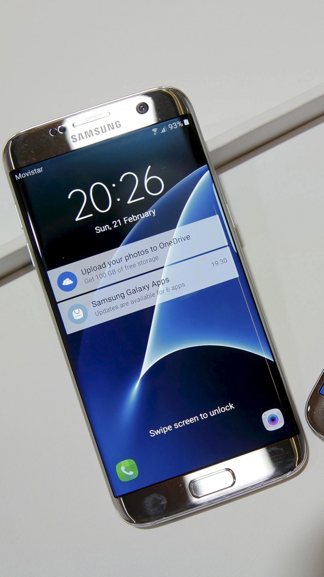 Samsung Galaxy S7, Galaxy S7 Edge, Mwc 2016, Best Smartphones - Samsung S7 Edge L - HD Wallpaper 
