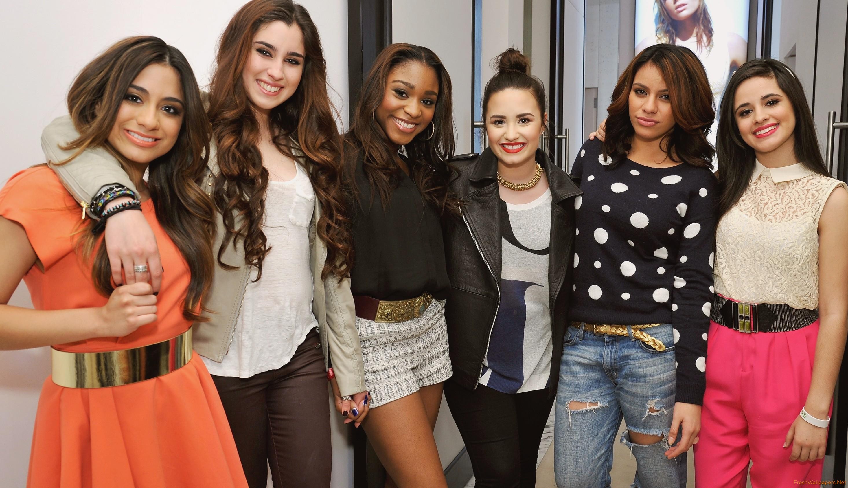 Spice Girls And Fifth Harmony - HD Wallpaper 