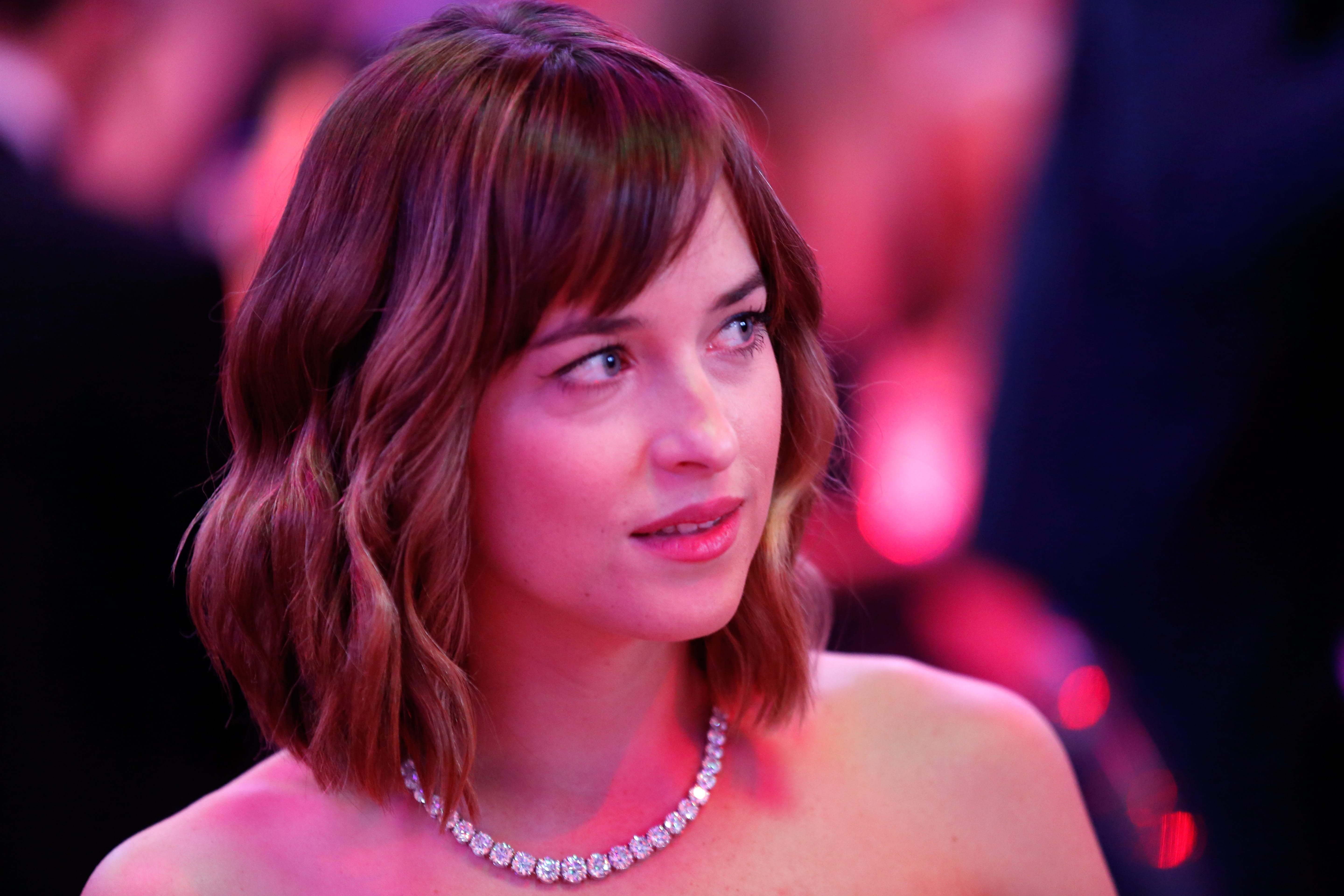 Dakota Johnson Wallpapers Hd - HD Wallpaper 