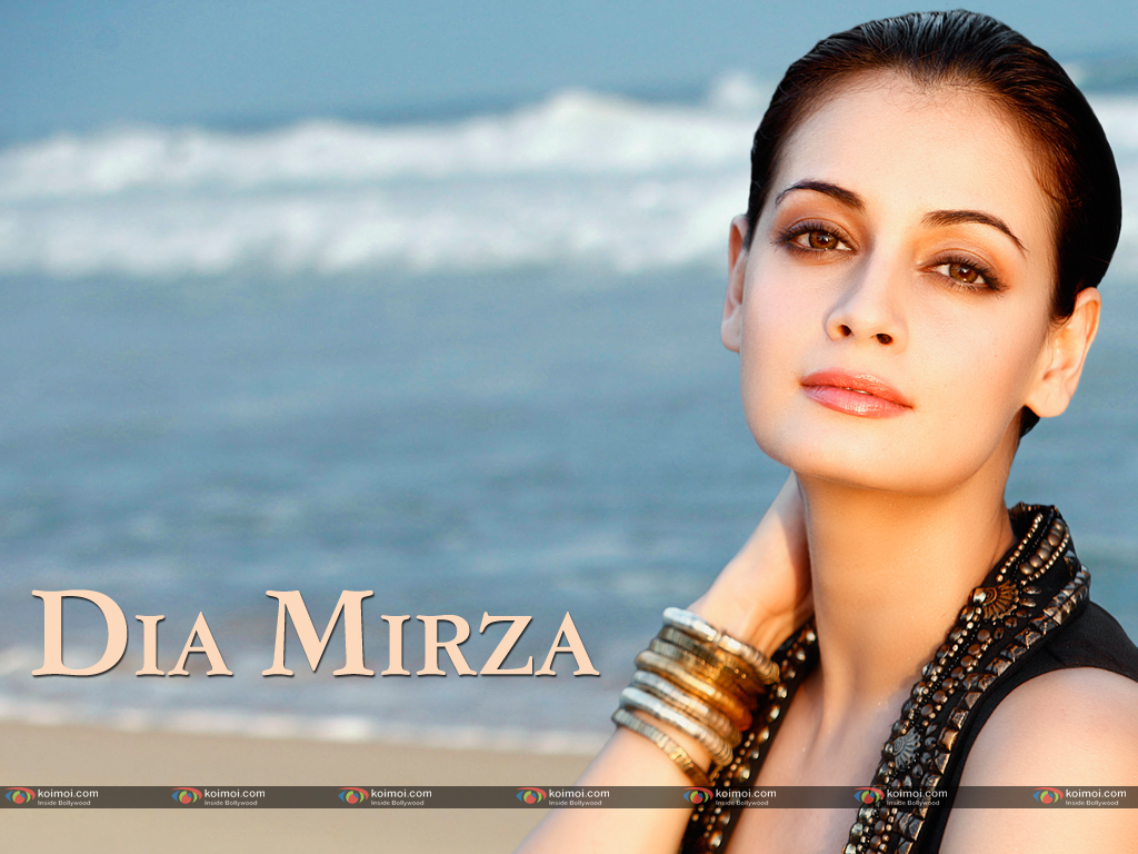 Dia Mirza Wallpaper - दिया मिर्जा के फोटो - HD Wallpaper 