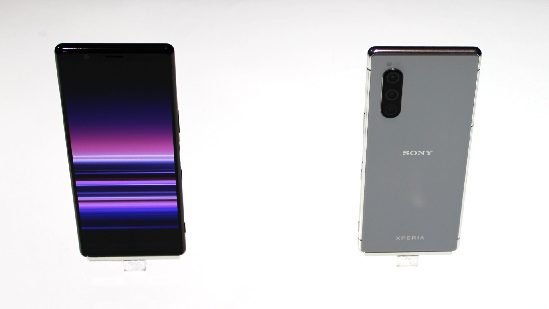 Iphone - HD Wallpaper 