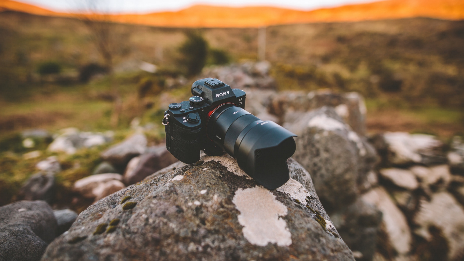 Wallpaper Sony, Camera, Stones, Lens - Sony Camera Wallpaper Hd - HD Wallpaper 