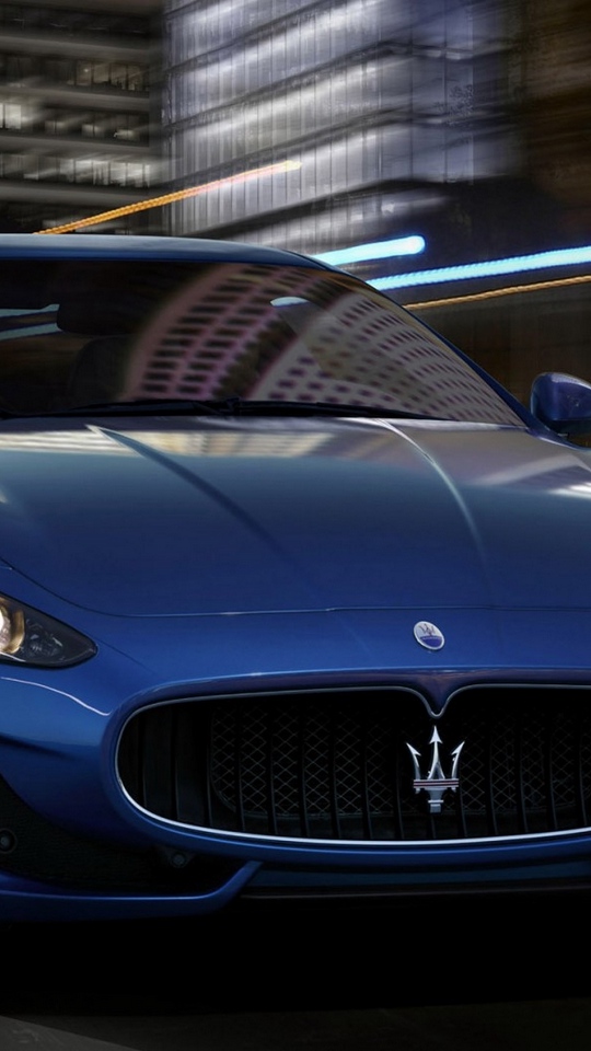 Wallpaper Street, Car, Speed, Maserati - Maserati - HD Wallpaper 